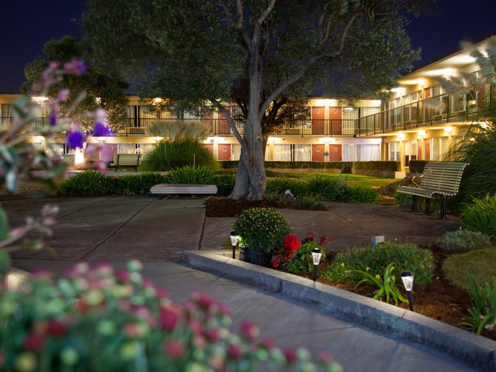 Park Pointe Hotel South San Francisco Bagian luar foto